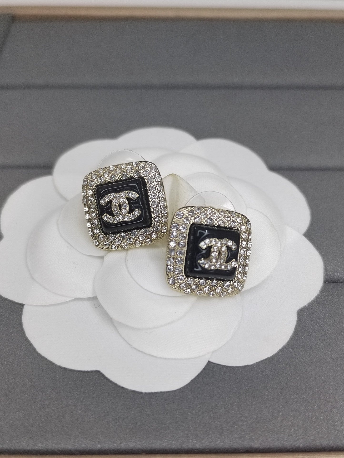 18K Chanel Diamond Square Black Earrings