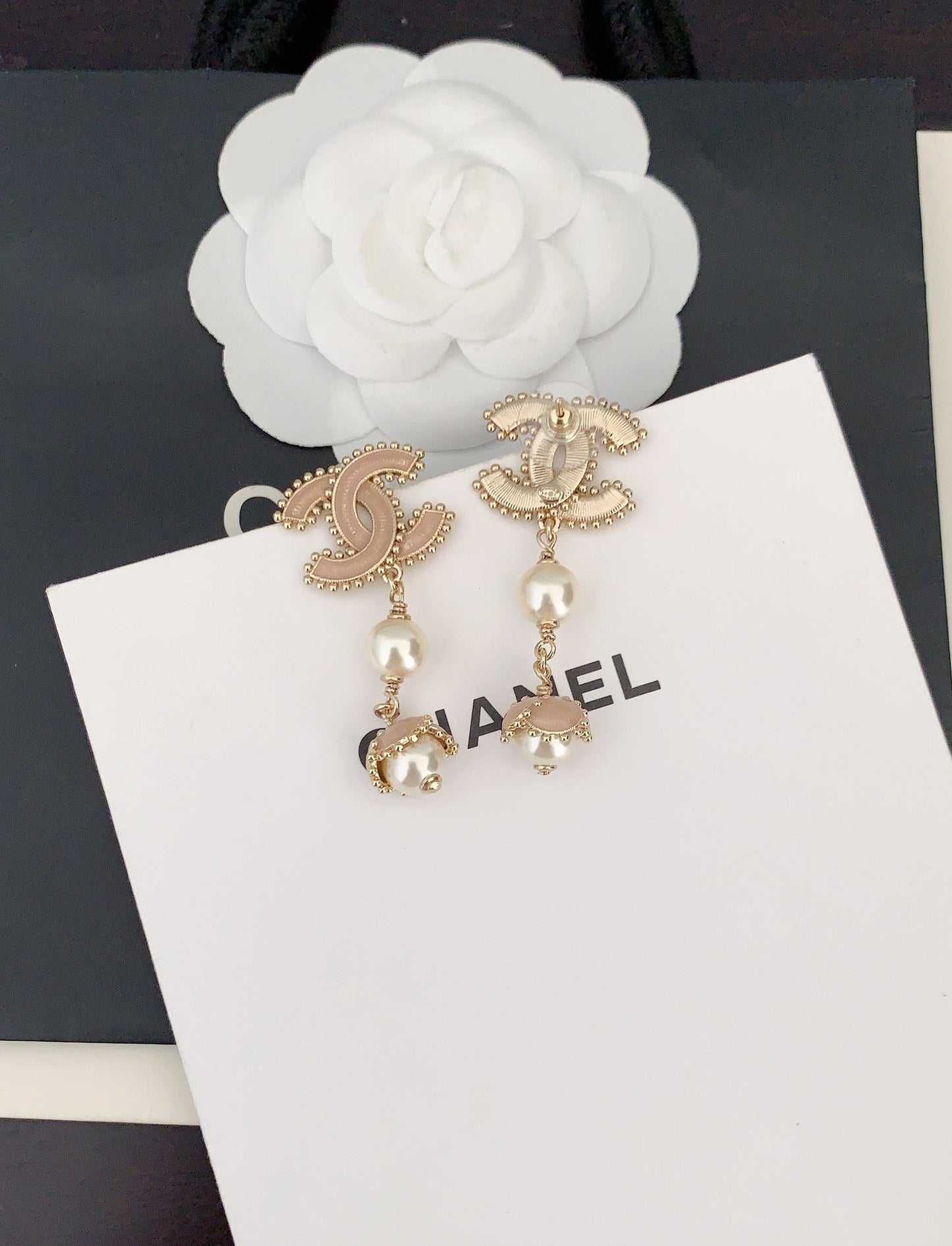 18K Chanel Pearl Crystals Earrings