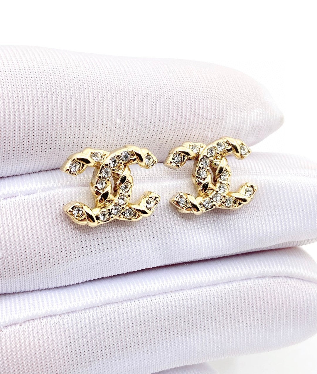 18K Chanel Full Crystals Earrings