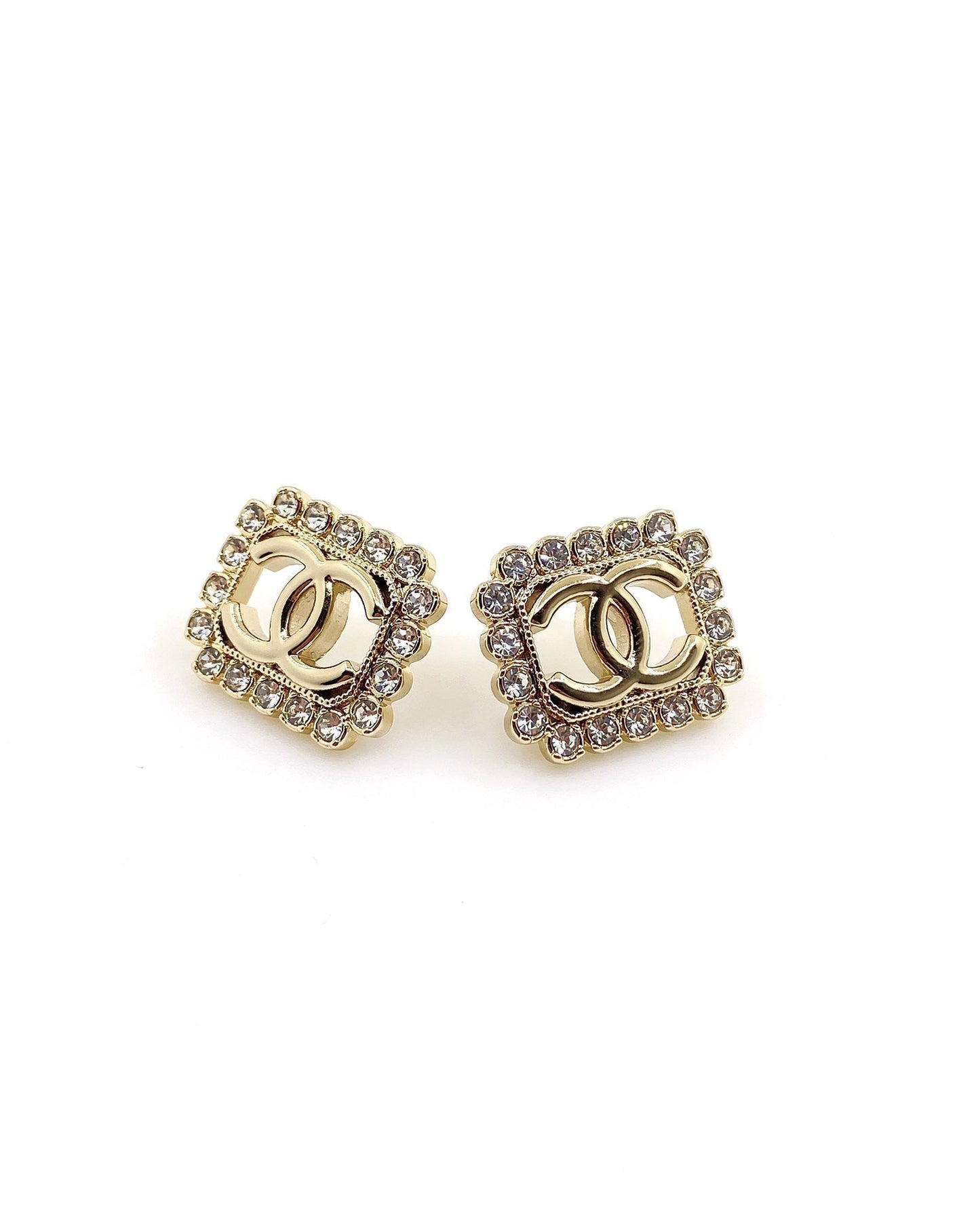 18K Chanel Square Pearls Earrings