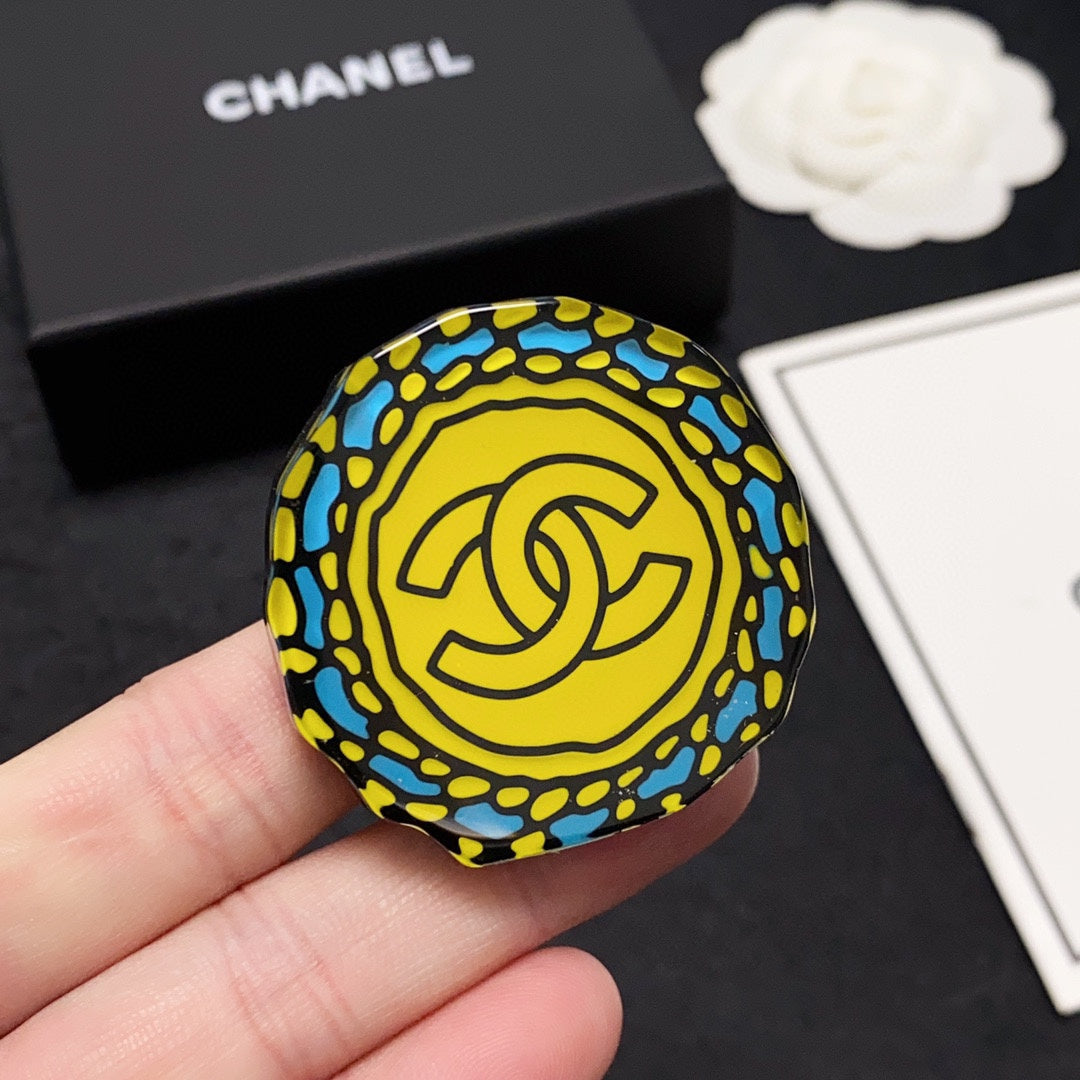 18K Chanel Color Brooch