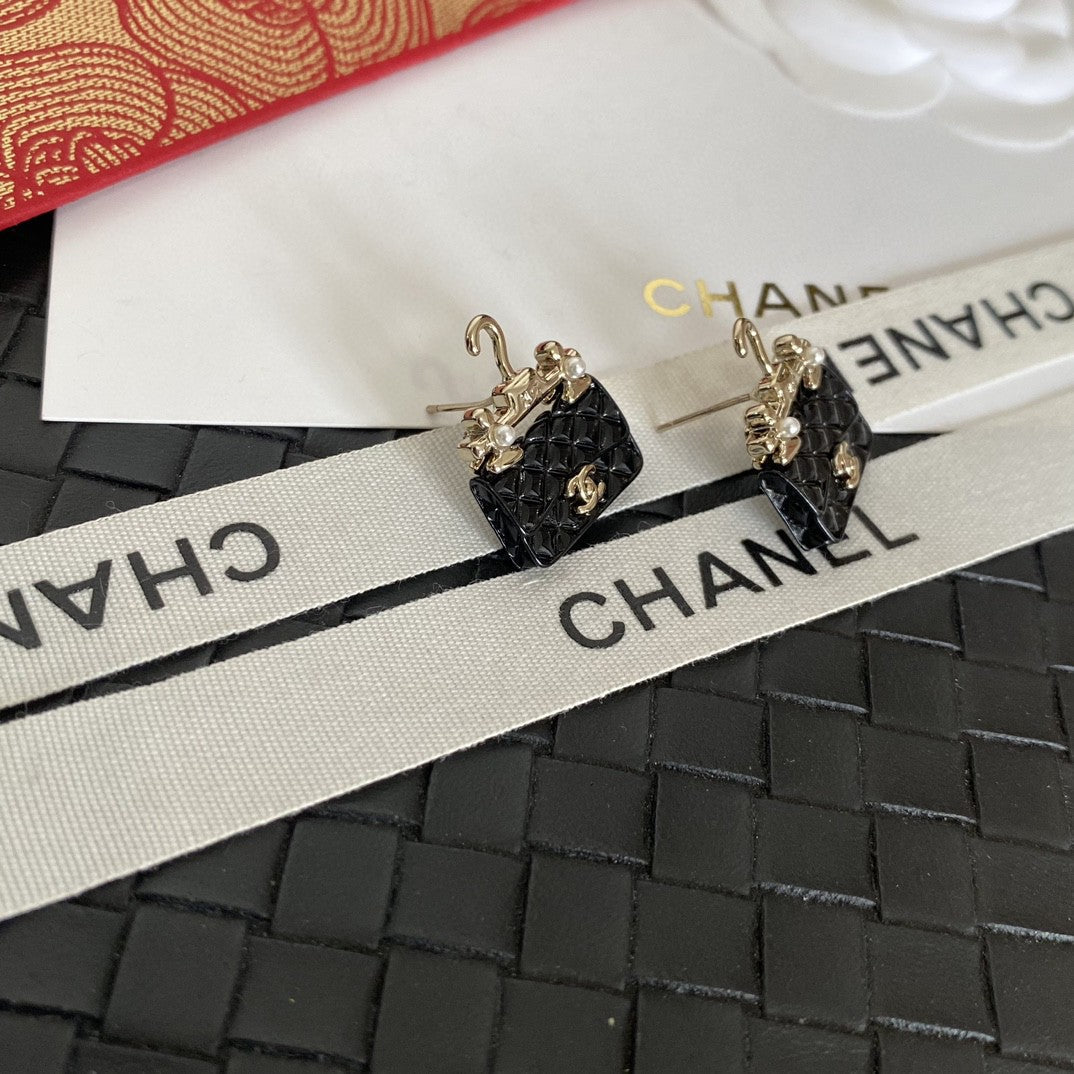18K Chanel Classic Bag Pendant Earrings
