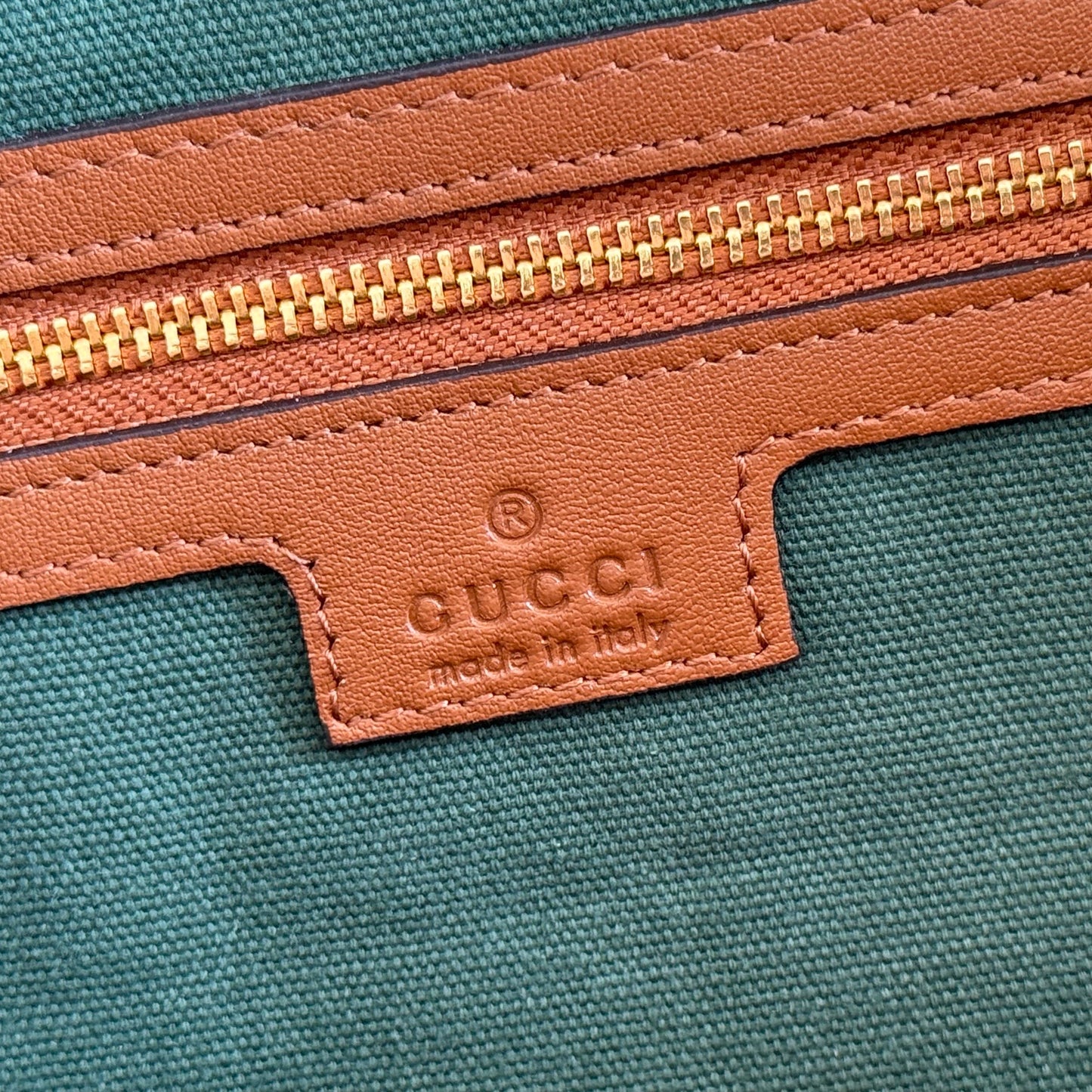 GUCCI 26S OPHIDIA MEDIUM BOSTON BAG 30 IN WARM BEIGE AND BROWN CANVAS