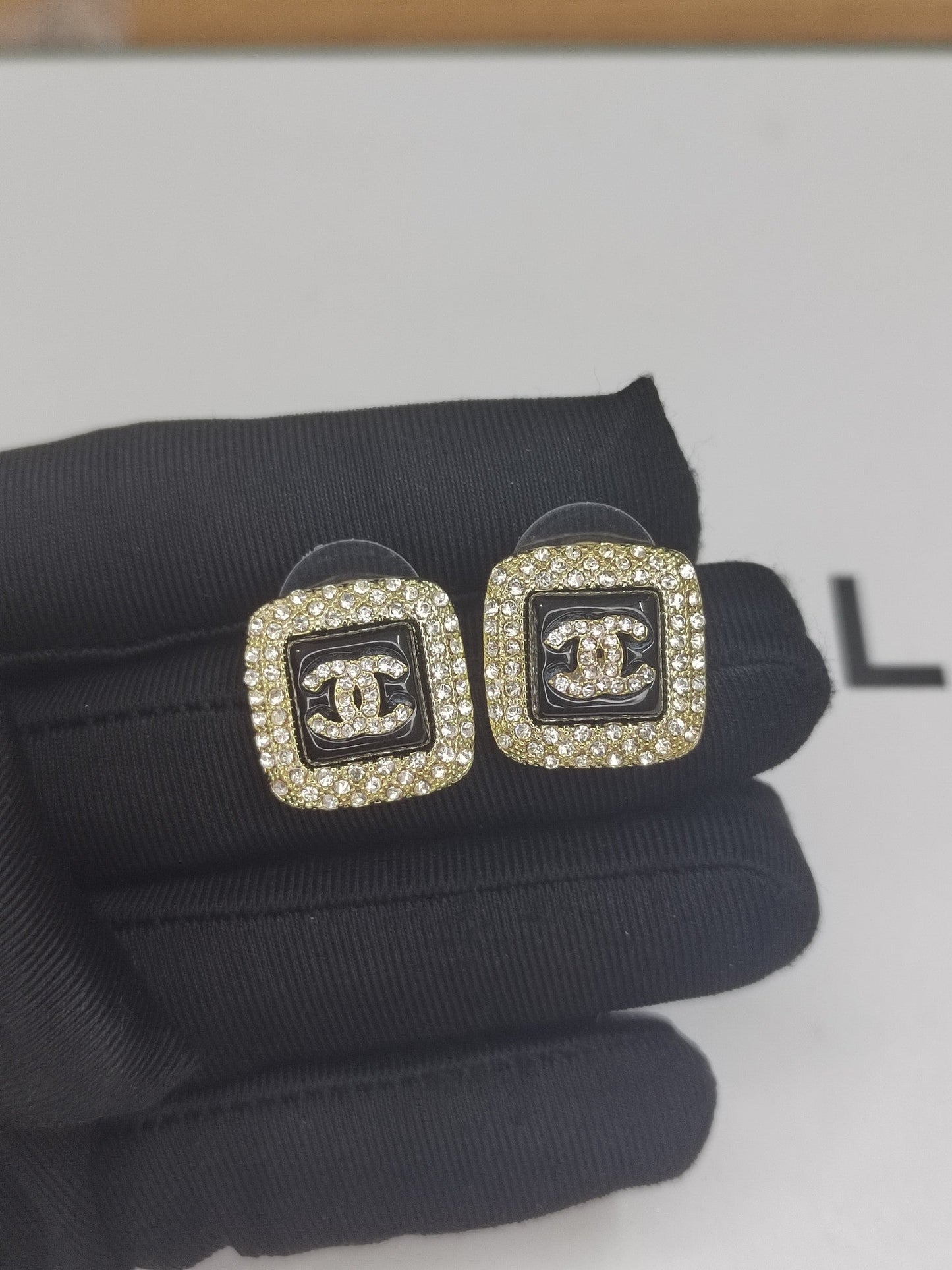 18K  Chanel Diamond Square Black Earrings