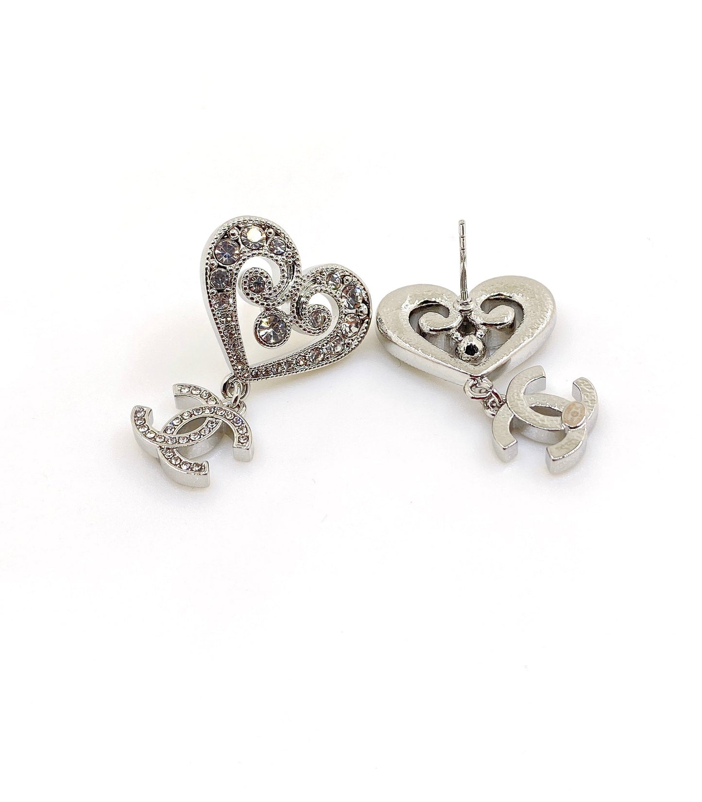 18K  Chanel Heart Diamond Earrings