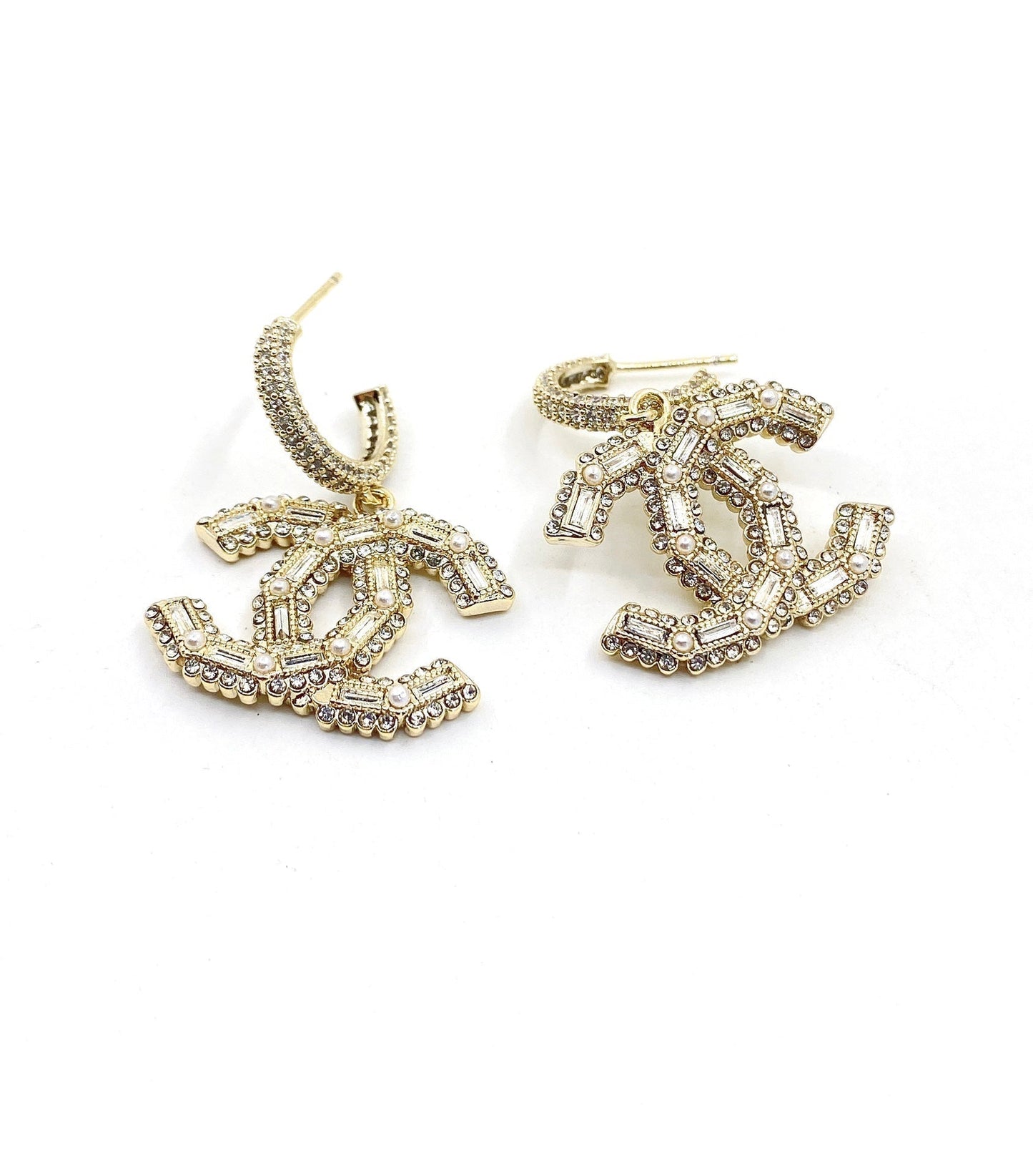 18K  Chanel Crystals Earrings