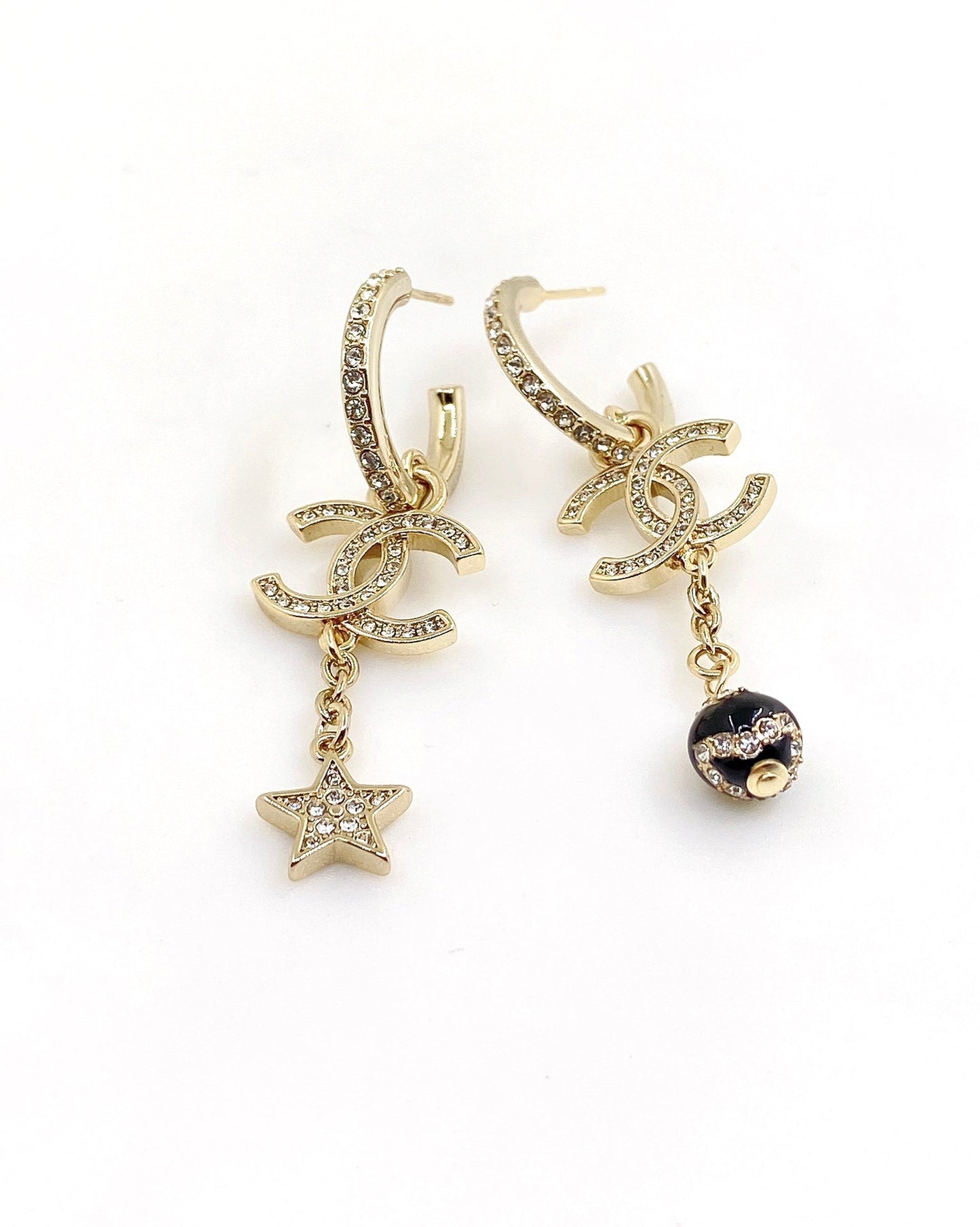 18K  Chanel Star Pearls Pendant Earrings
