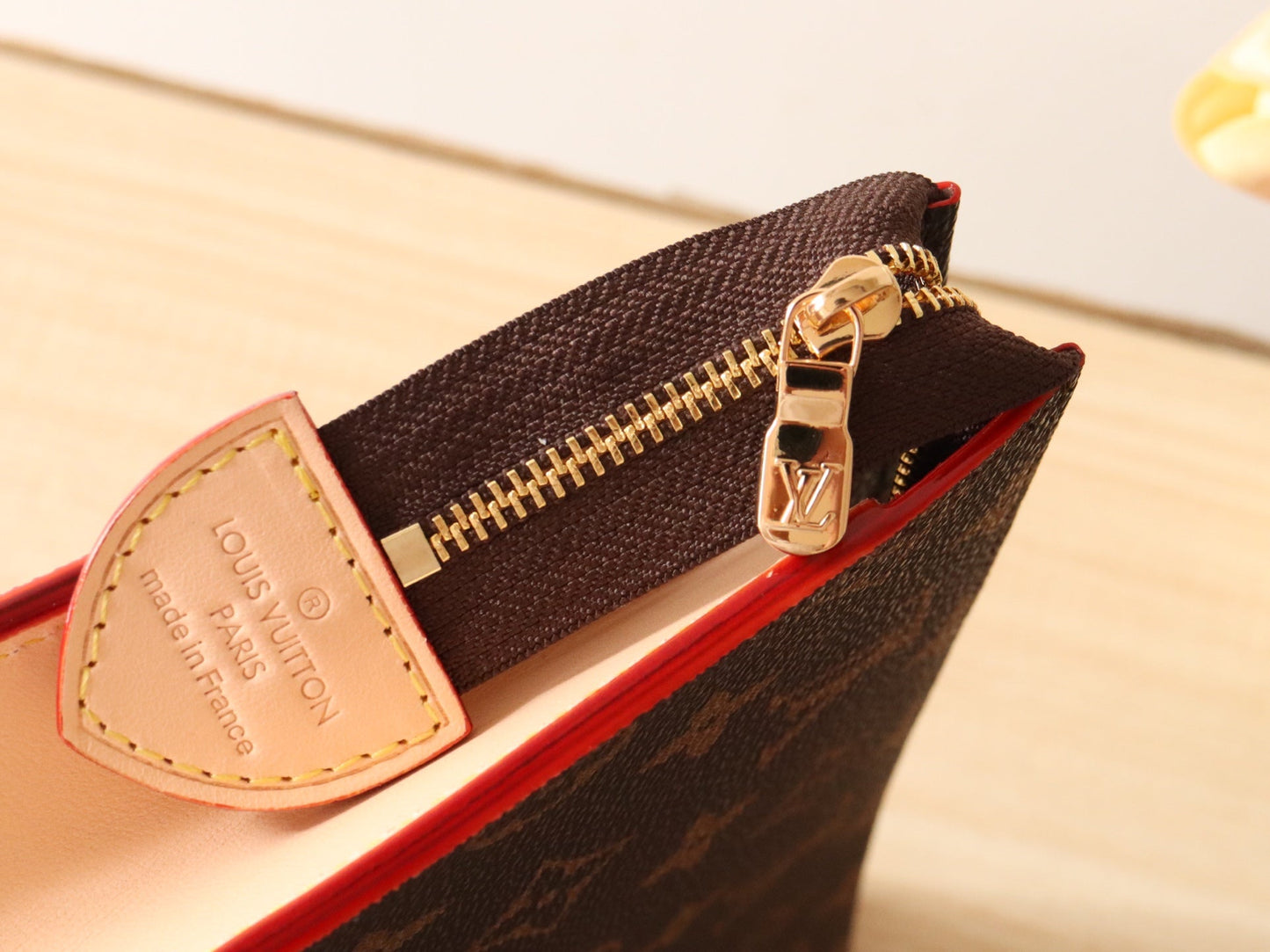 LOUIS VUITTON TOILETRY POUCH 25 CM BAG IN BROWN MONOGRAM CALFSKIN WITH STICKER