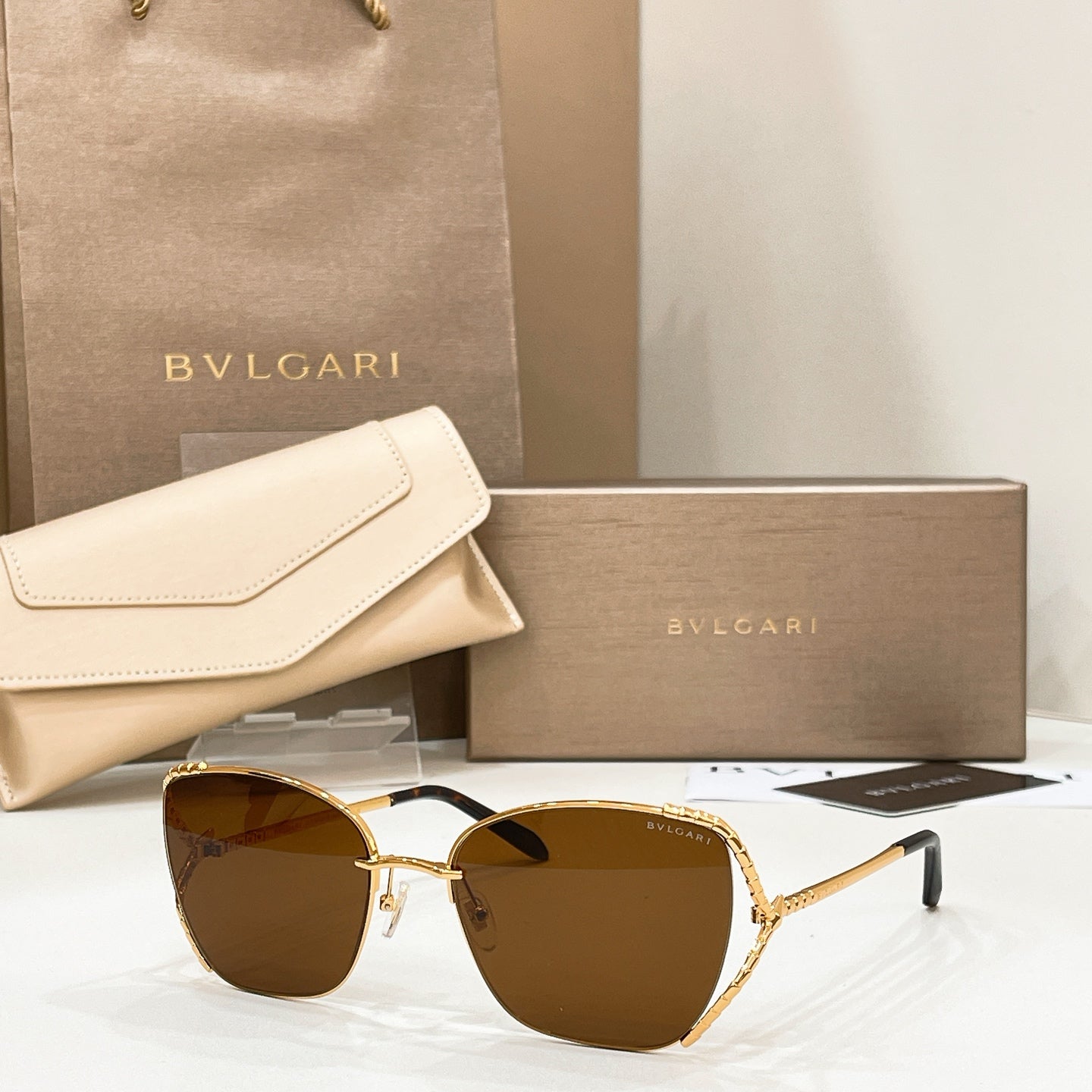 Bvlgari BV40081U Sunglasses