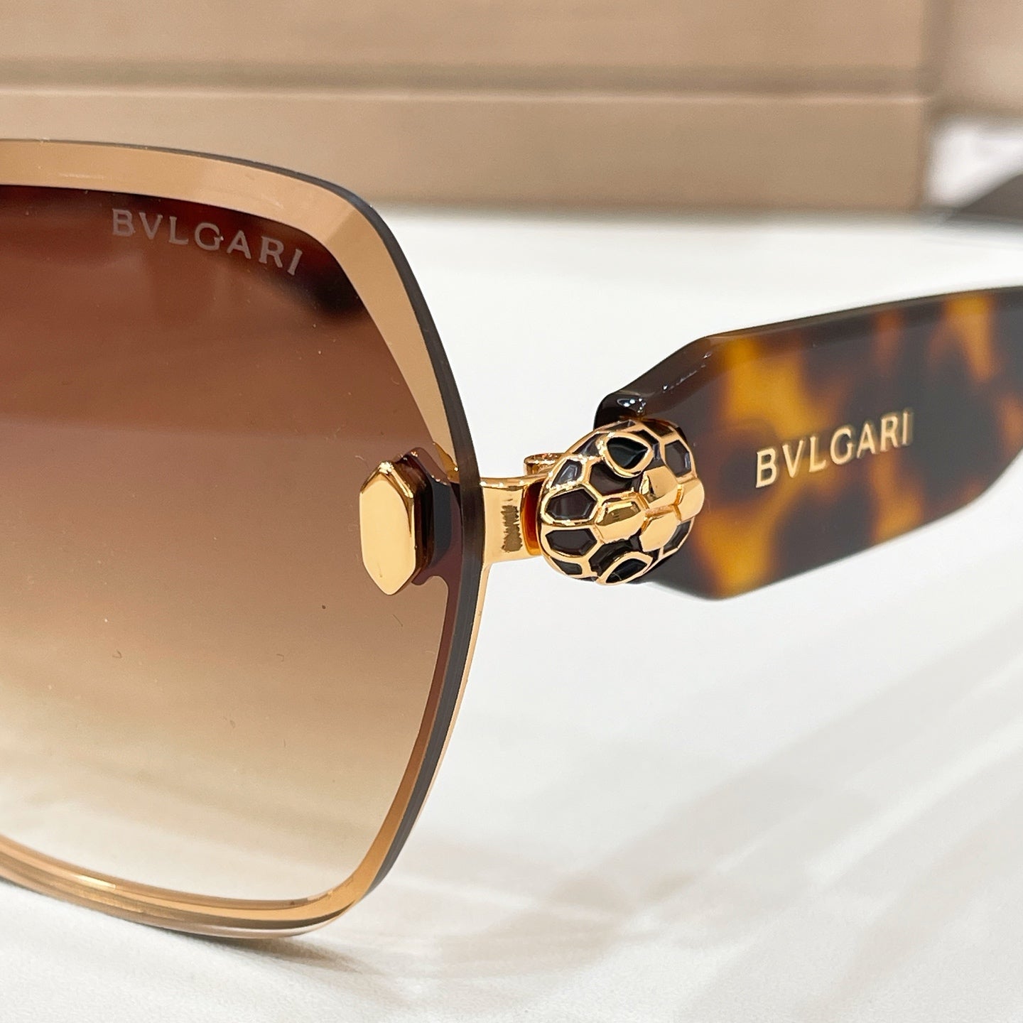 Bvlgari BV 9040B Sunglasses