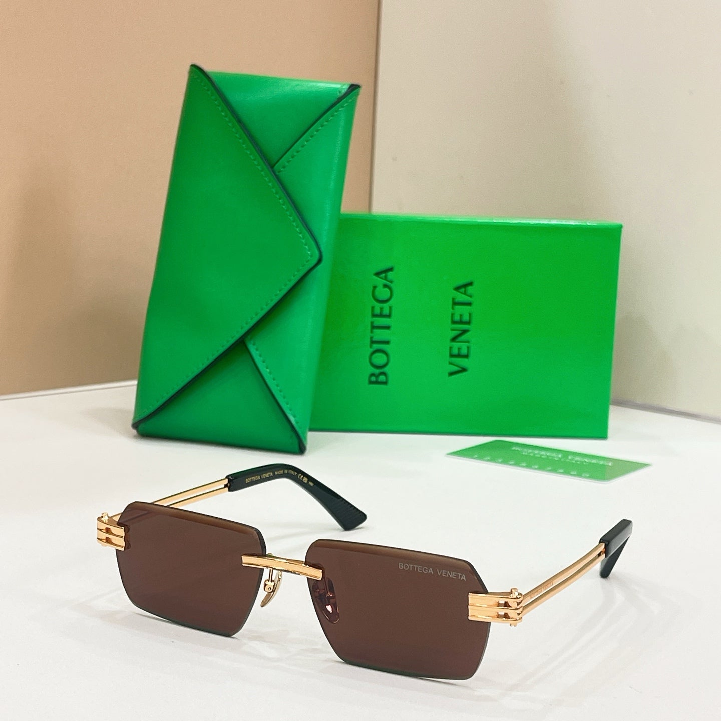 Bottega Veneta BV2347S Sunglasses