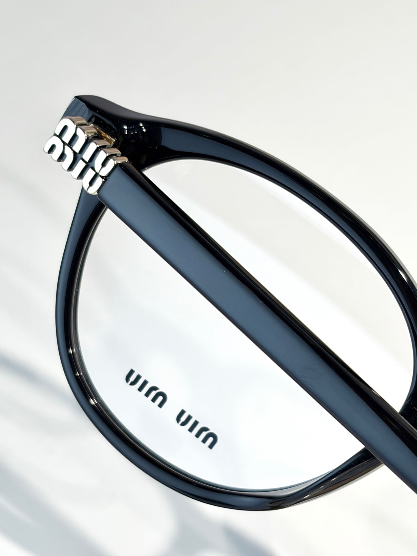 Miu Miu VMU 02WVF Sunglasses