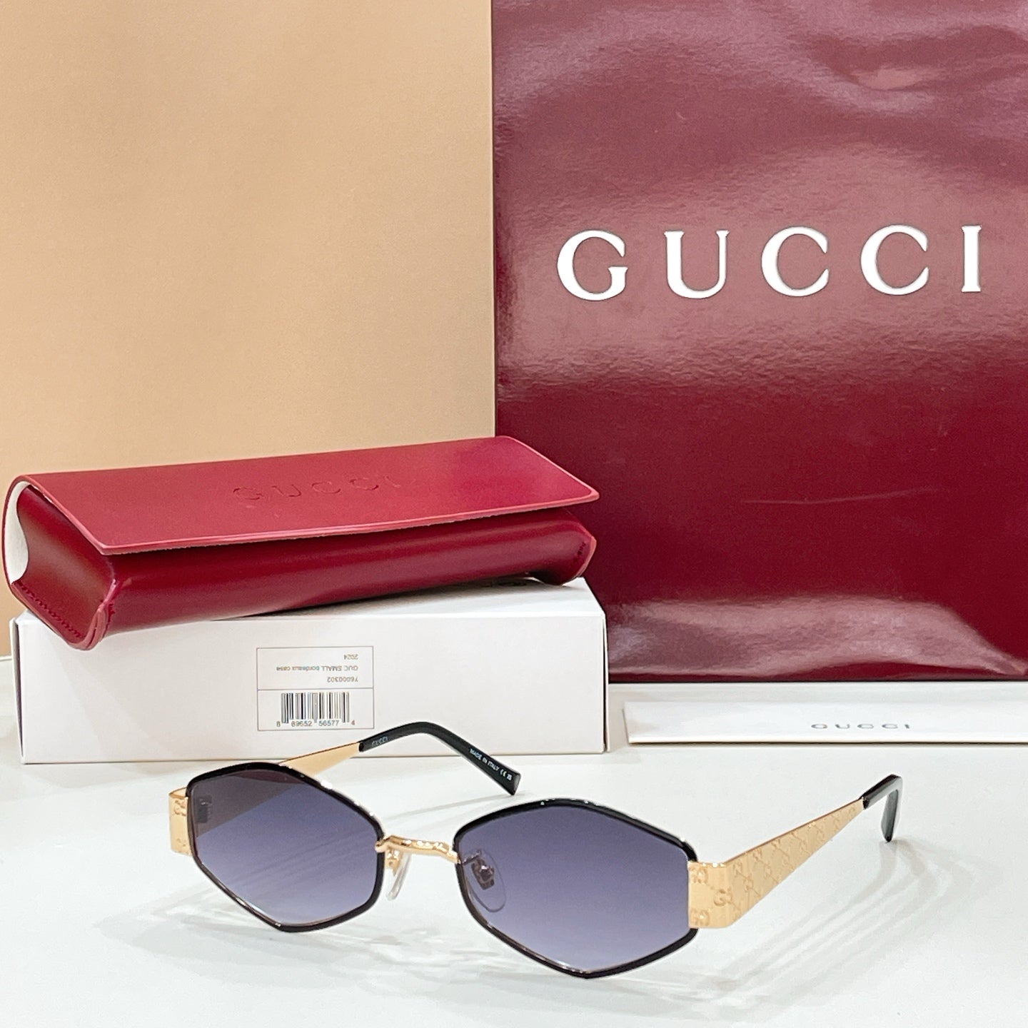 Gucci GG2032SK Sunglasses