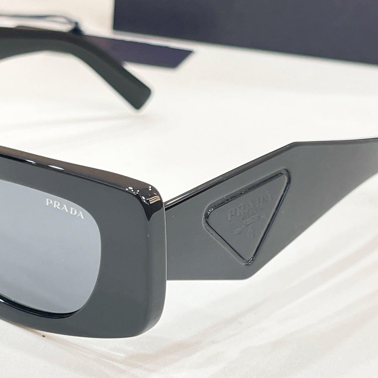 Prada PR D03SD Sunglasses