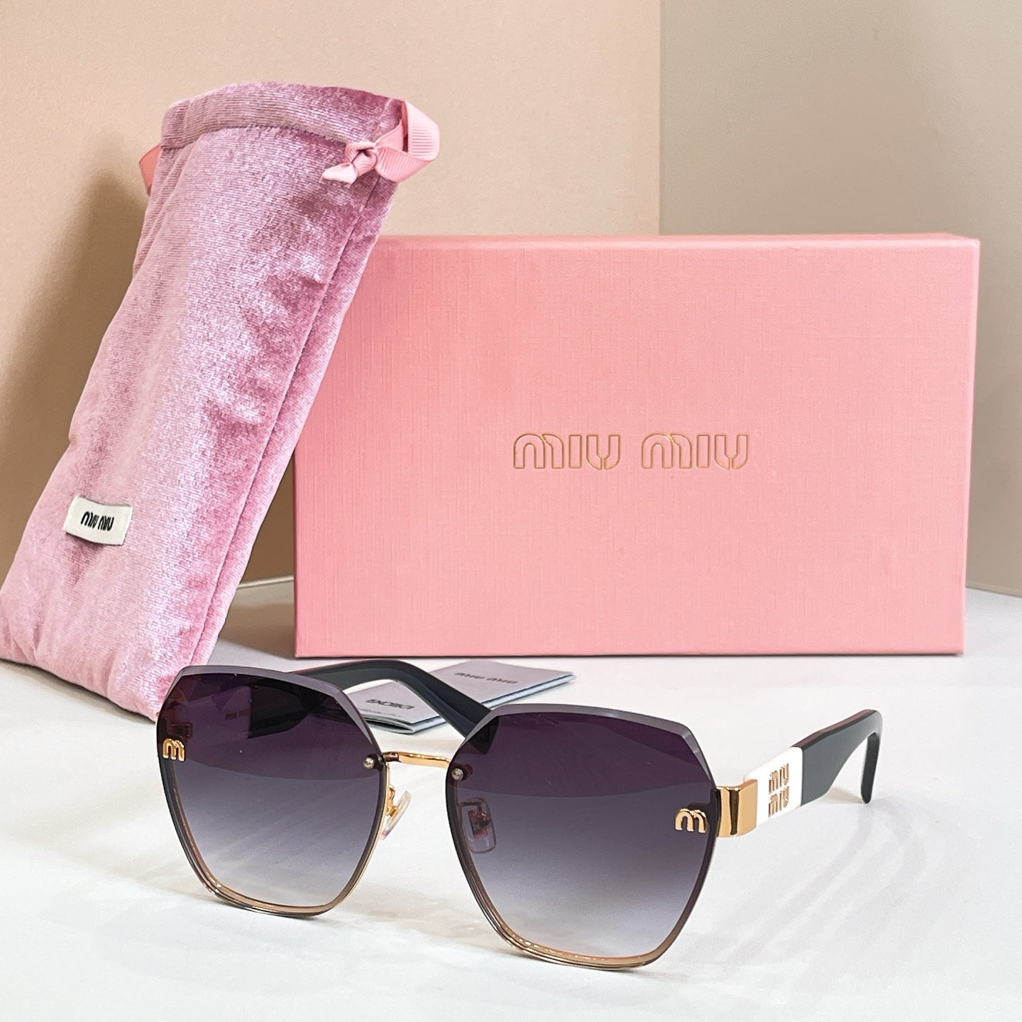 Miu Miu MU 58ZS Sunglasses