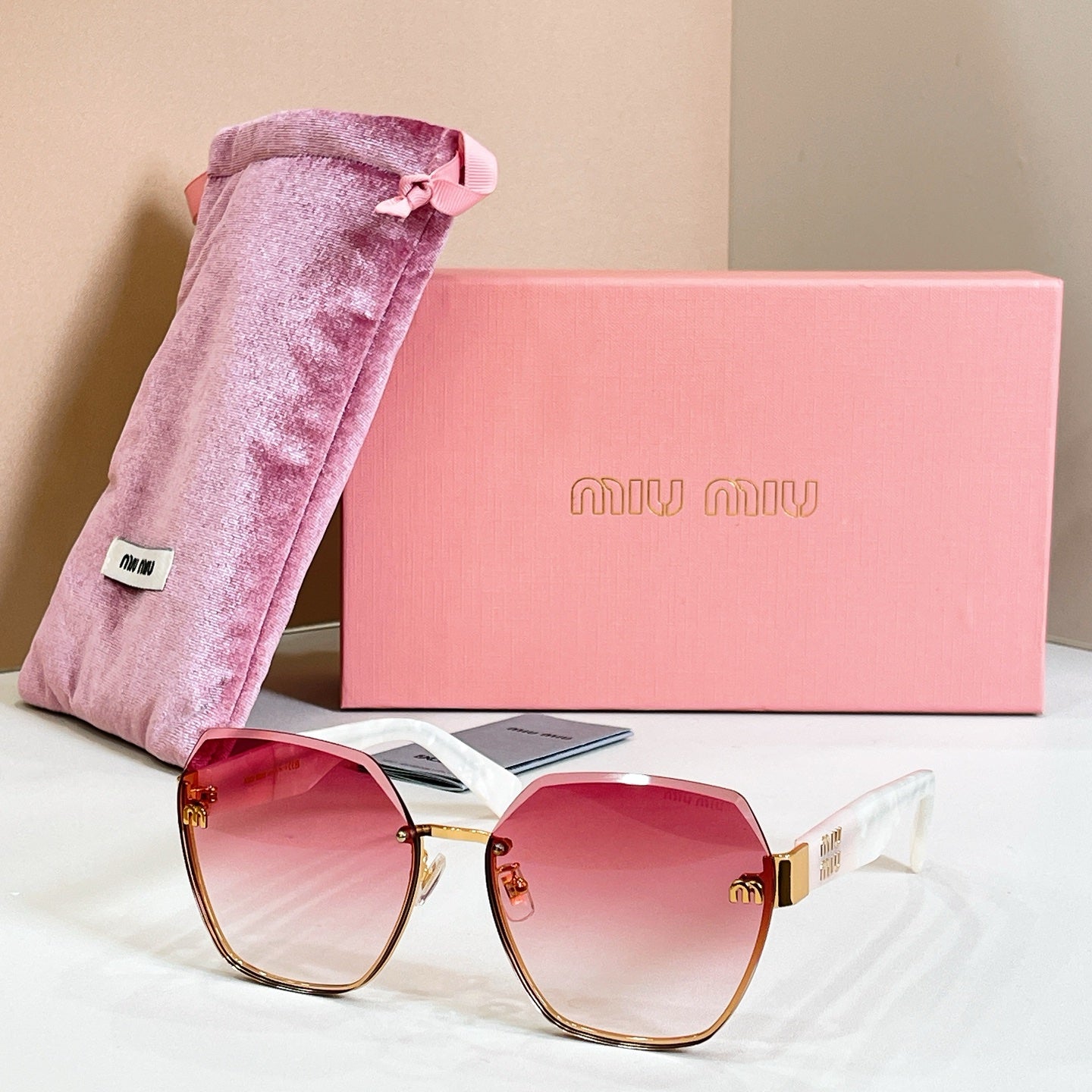Miu Miu MU 58ZS Sunglasses